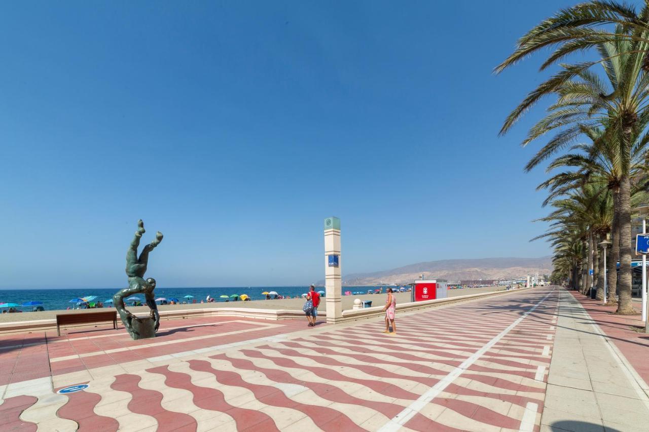 California 14 Fitsuite Almería Eksteriør bilde